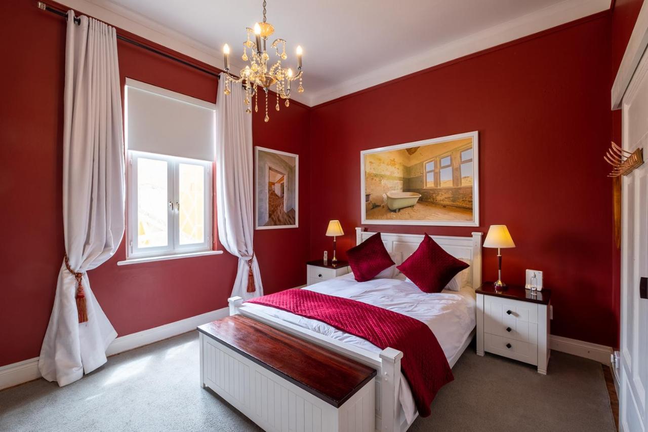 Alte Villa Boutique Hotel Lüderitz Eksteriør bilde