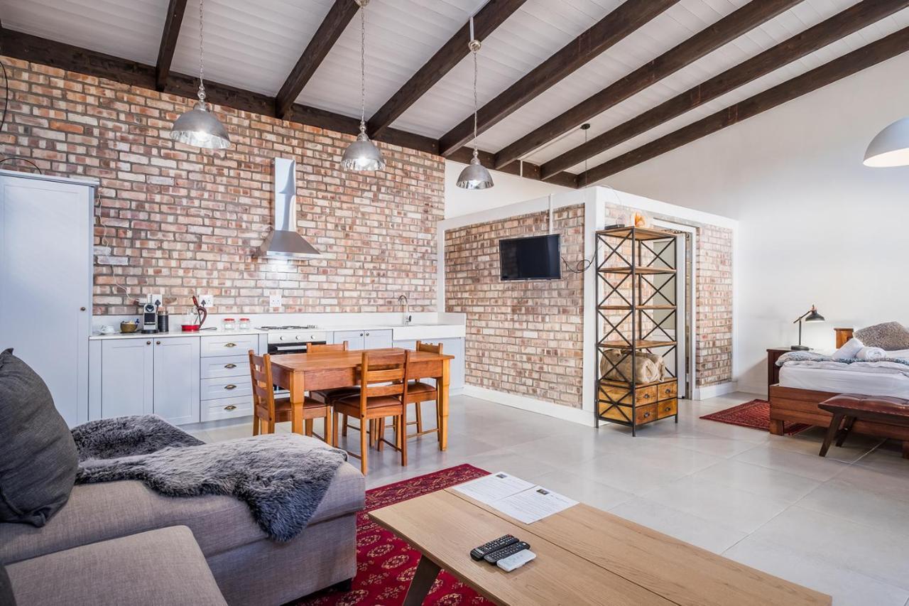 Alte Villa Boutique Hotel Lüderitz Eksteriør bilde