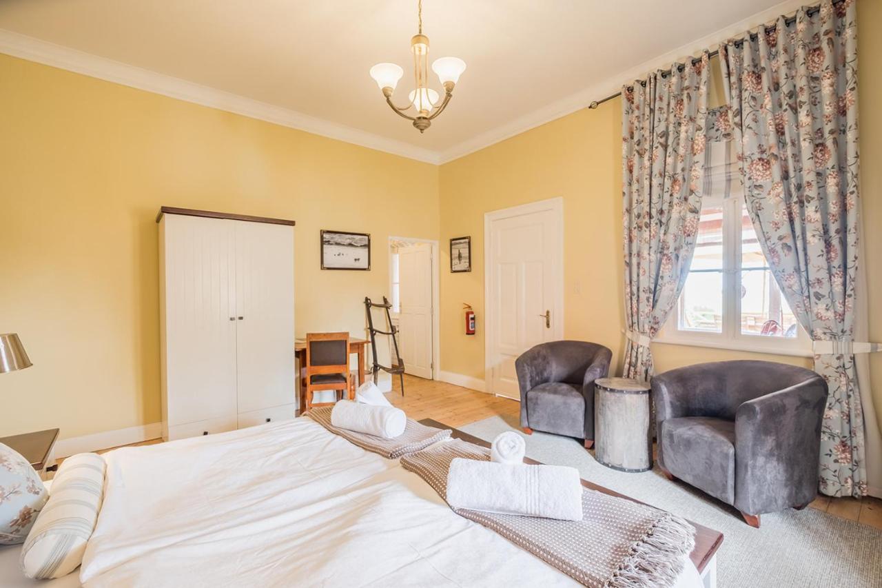 Alte Villa Boutique Hotel Lüderitz Eksteriør bilde