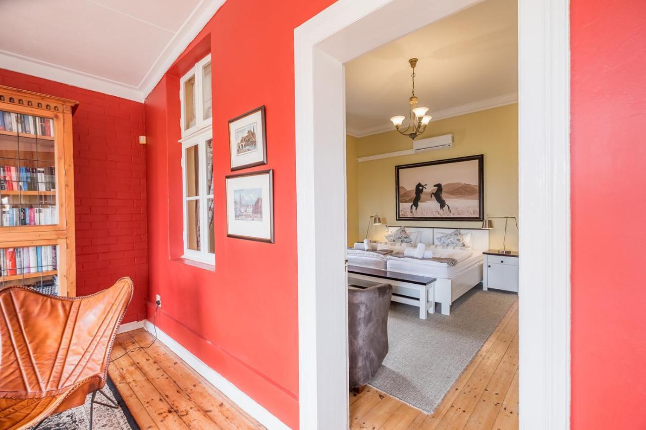 Alte Villa Boutique Hotel Lüderitz Eksteriør bilde
