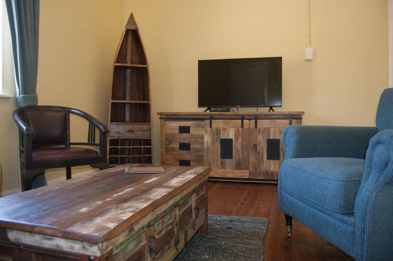 Alte Villa Boutique Hotel Lüderitz Eksteriør bilde